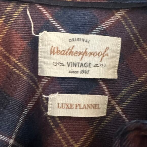 Weatherproof Vintage Men's Long Sleeve Luxe Flannel Button Up - Picture 3 of 9